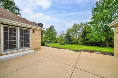 2N580 Beith Road Elburn IL 60119