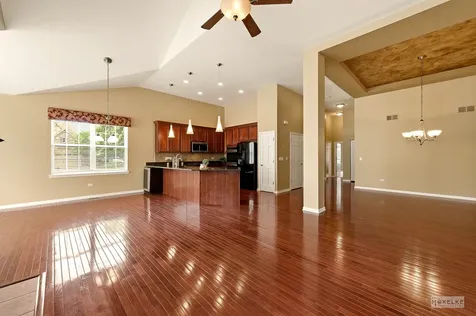 700 Cheshire Court Oswego IL 60543
