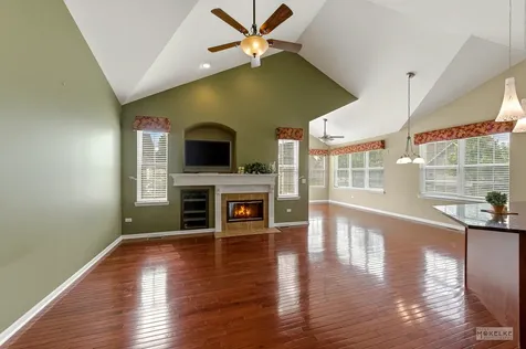 700 Cheshire Court Oswego IL 60543