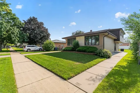 10712 Lamon Avenue Oak Lawn IL 60453