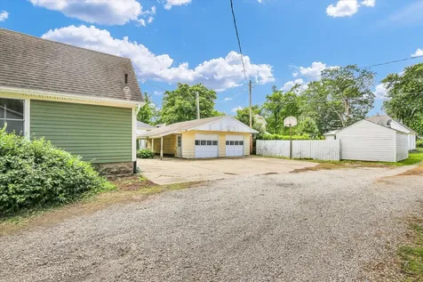 464 South Independence Street Monticello IL 61856
