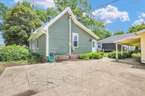 464 South Independence Street Monticello IL 61856