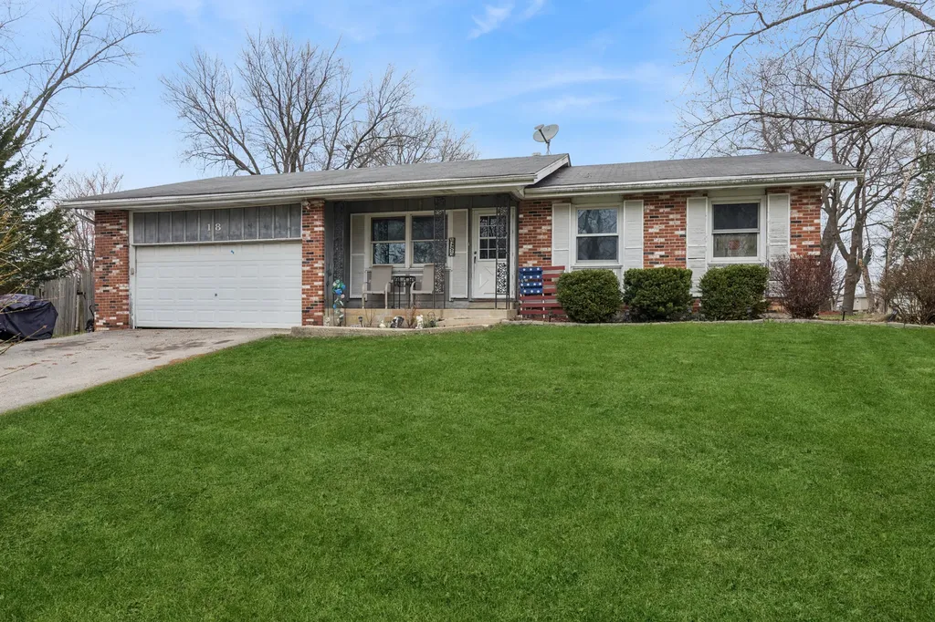 18 Mckinley Street Lake In The Hills IL 60156