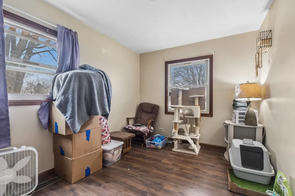 18 Mckinley Street Lake In The Hills IL 60156