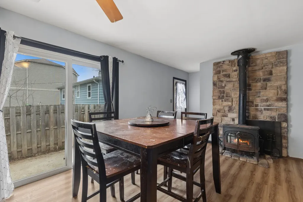 18 Mckinley Street Lake In The Hills IL 60156