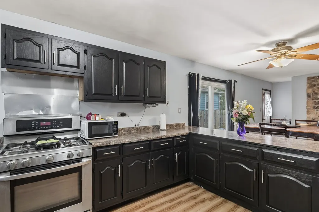 18 Mckinley Street Lake In The Hills IL 60156