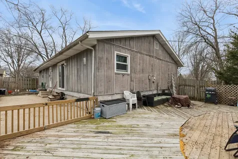 18 Mckinley Street Lake In The Hills IL 60156