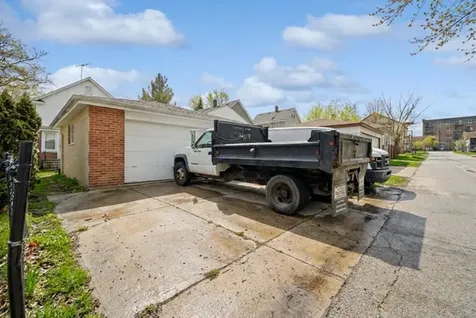 225 Burchell Avenue Highwood IL 60040
