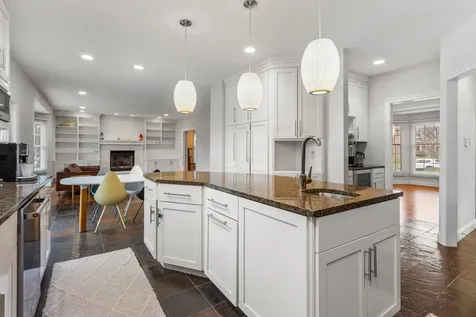 1805 Mullikin Drive Champaign IL 61822