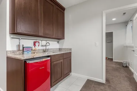 1805 Mullikin Drive Champaign IL 61822
