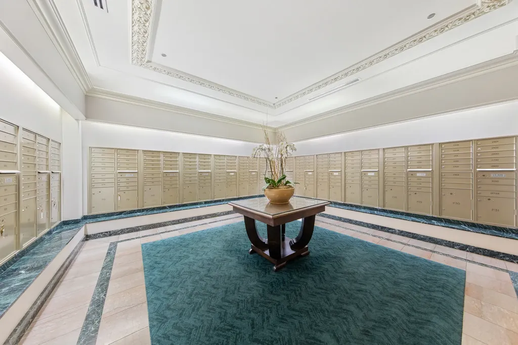 310 South Michigan Avenue Chicago IL 60604