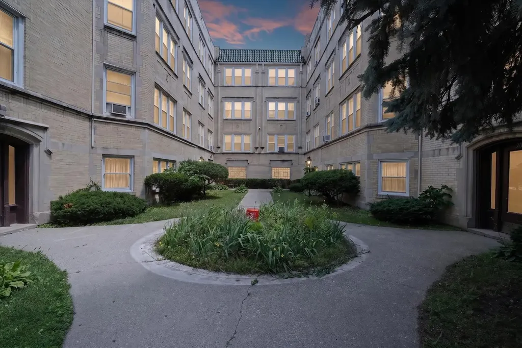 7019 South Merrill Avenue Chicago IL 60649