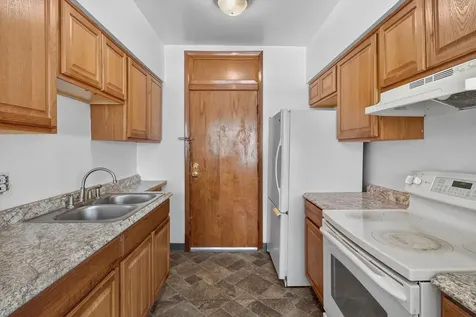 7019 South Merrill Avenue Chicago IL 60649