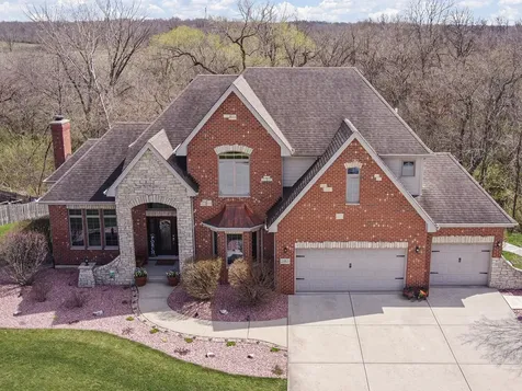 21163 South Wooded Cove Drive Elwood IL 60421