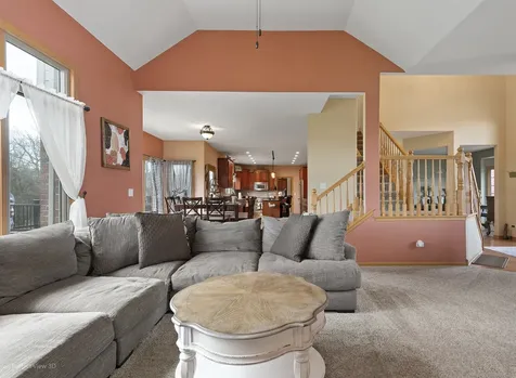 21163 South Wooded Cove Drive Elwood IL 60421