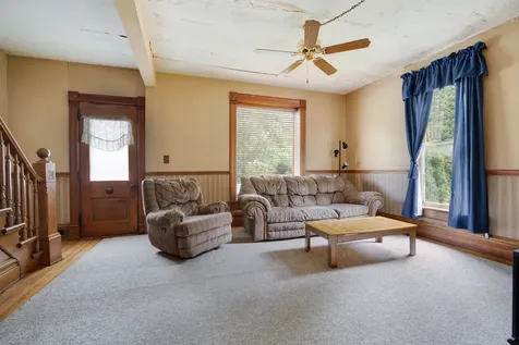 198 E. Jefferson Street Hampshire IL 60140