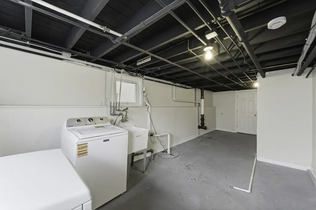 13231 South Buffalo Avenue Chicago IL 60633