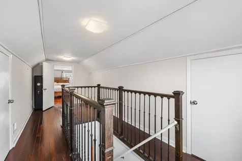 5904 West Berenice Avenue Chicago IL 60634