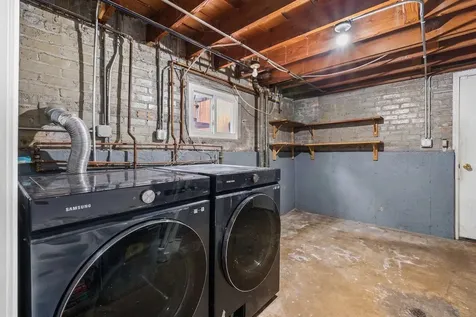 5904 West Berenice Avenue Chicago IL 60634