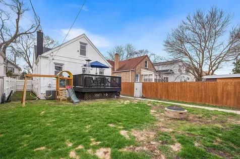 5904 West Berenice Avenue Chicago IL 60634