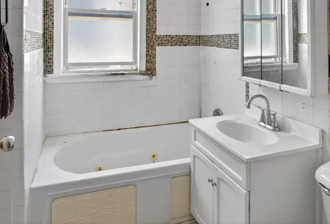8106 South Burnham Avenue Chicago IL 60617