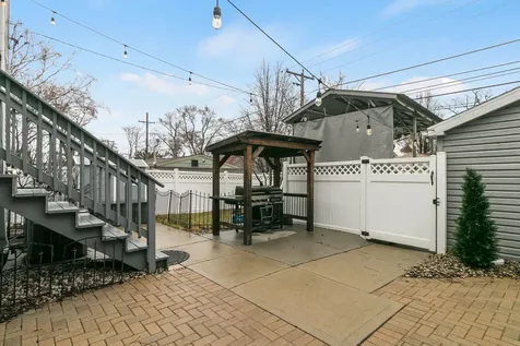 3239 Wesley Avenue Berwyn IL 60402