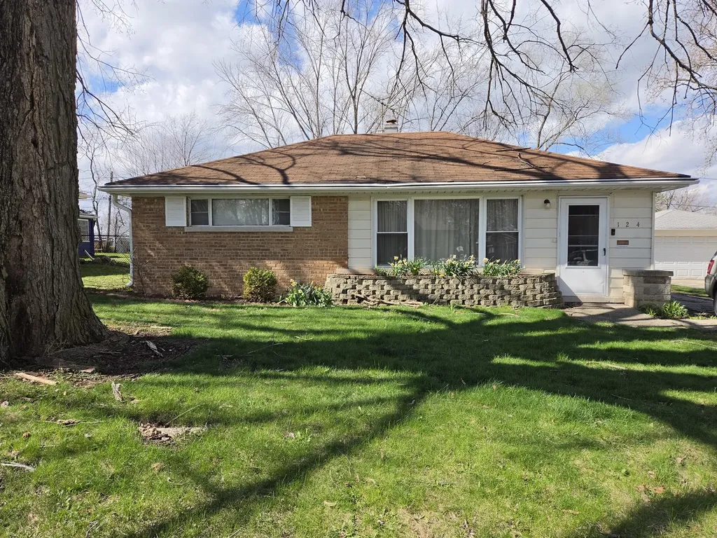 124 Peach Street Park Forest IL 60466