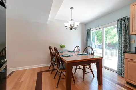 225 Stratford Road Des Plaines IL 60016