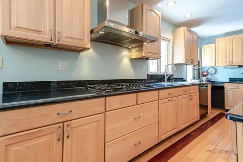225 Stratford Road Des Plaines IL 60016