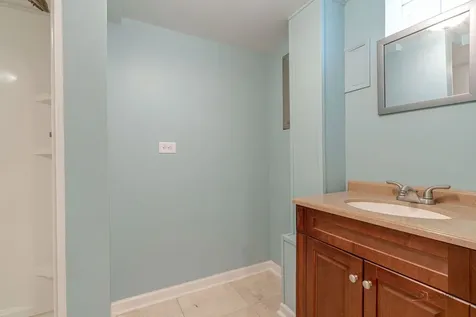 225 Stratford Road Des Plaines IL 60016