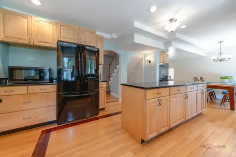 225 Stratford Road Des Plaines IL 60016