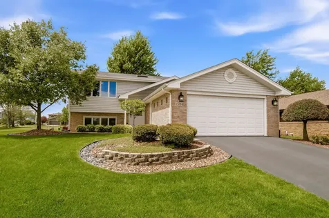 13764 West Deervalley Drive Homer Glen IL 60491