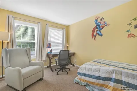 125 Chestnut Hills Circle Burr Ridge IL 60527