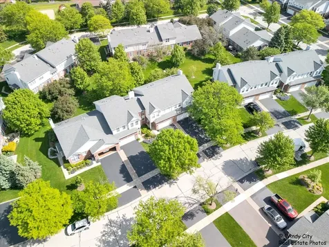 125 Chestnut Hills Circle Burr Ridge IL 60527
