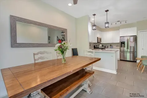 125 Chestnut Hills Circle Burr Ridge IL 60527