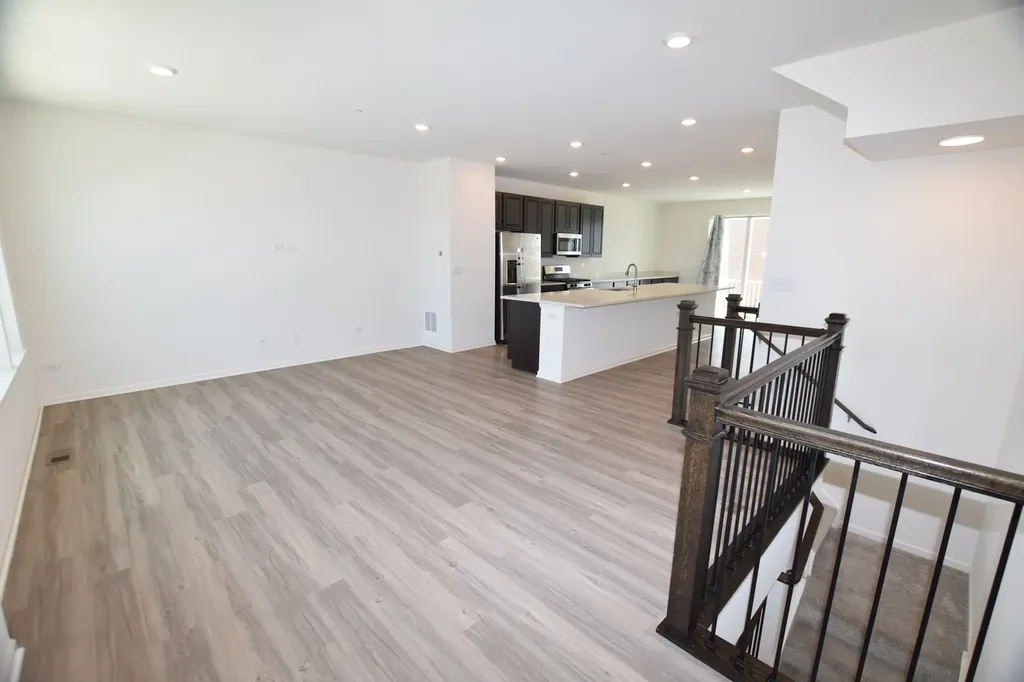 2945 Showplace Drive Naperville IL 60564