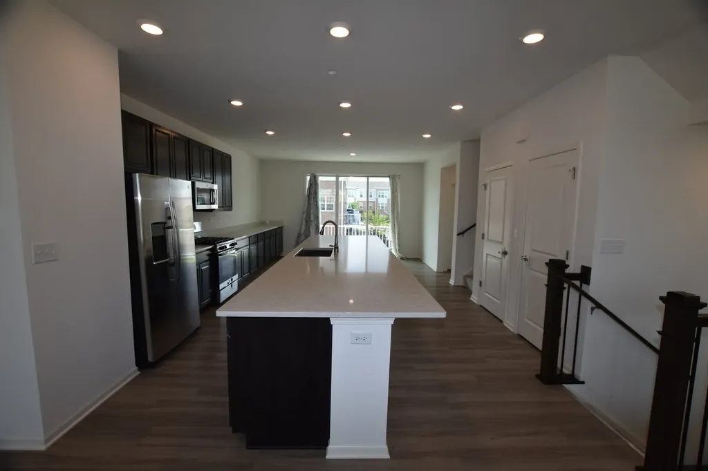 2945 Showplace Drive Naperville IL 60564