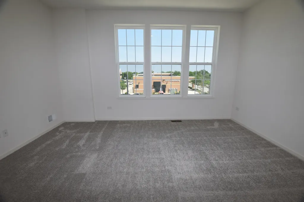 2945 Showplace Drive Naperville IL 60564