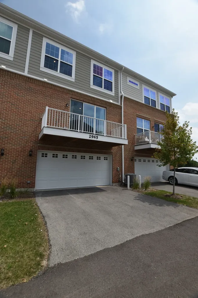 2945 Showplace Drive Naperville IL 60564