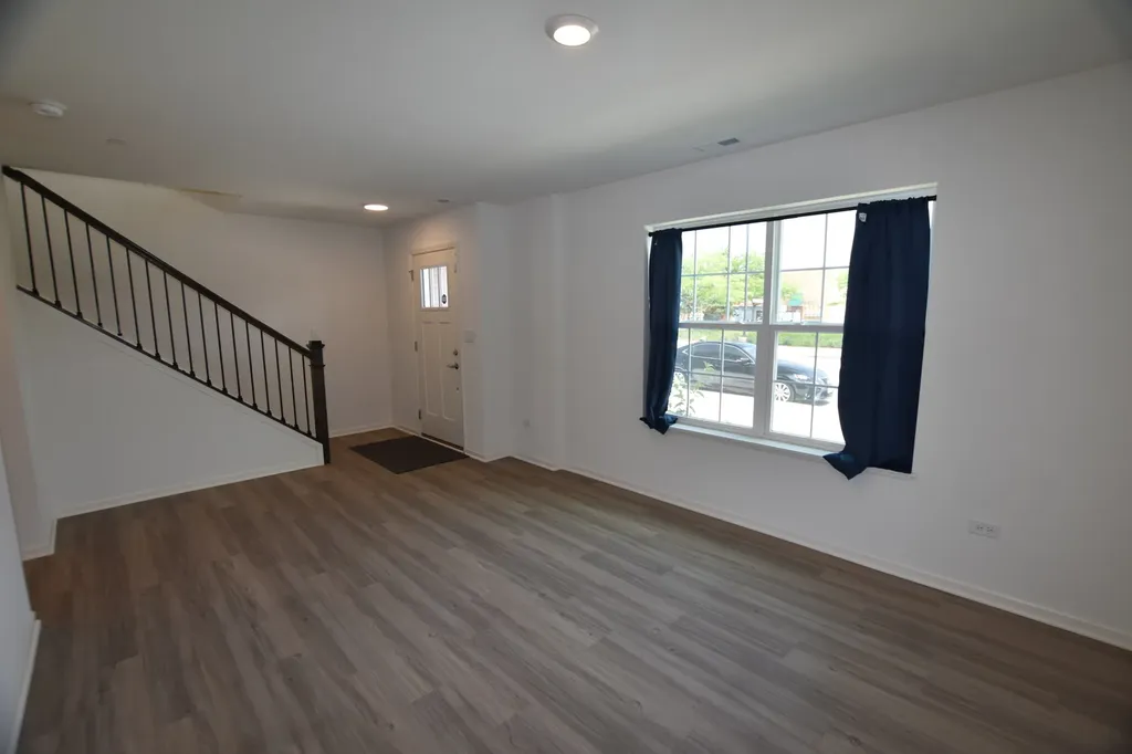 2945 Showplace Drive Naperville IL 60564