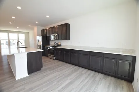 2945 Showplace Drive Naperville IL 60564