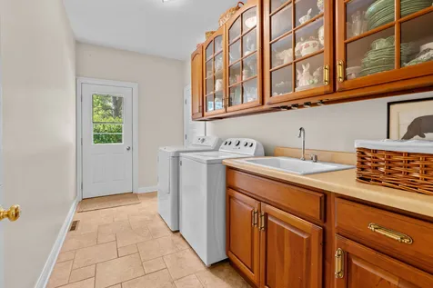 716 Old Westbury Court Crystal Lake IL 60012