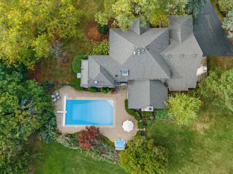 716 Old Westbury Court Crystal Lake IL 60012