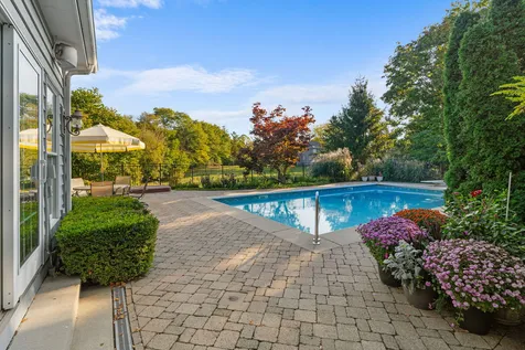 716 Old Westbury Court Crystal Lake IL 60012