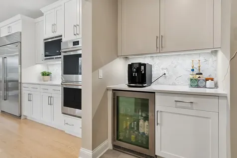 1759 Provenance Way Northbrook IL 60062