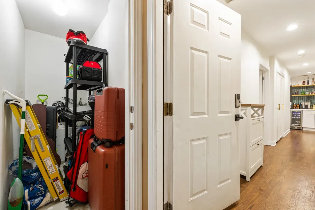 2625 North Ashland Avenue Chicago IL 60614