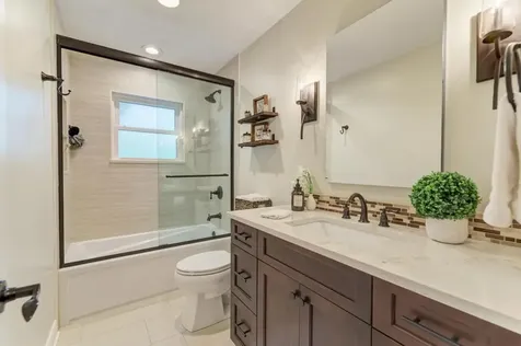 10S607 Glenn Drive Burr Ridge IL 60527