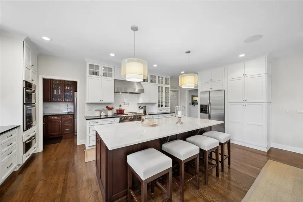 2508 High Meadow Road Naperville IL 60564
