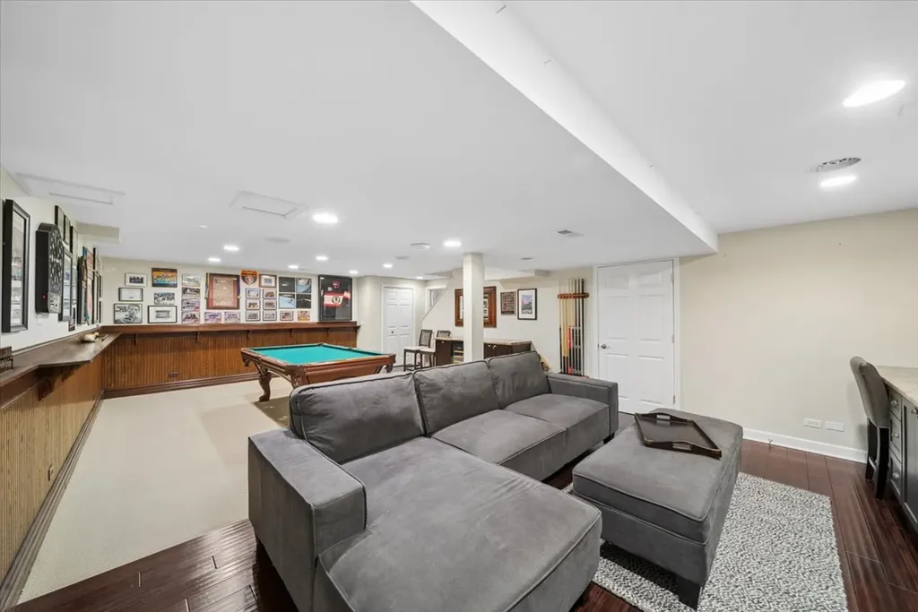 2508 High Meadow Road Naperville IL 60564