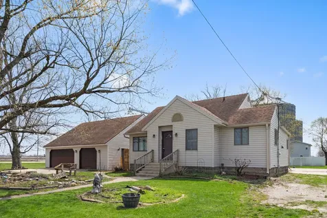 105 Seiler Street Martinton IL 60951